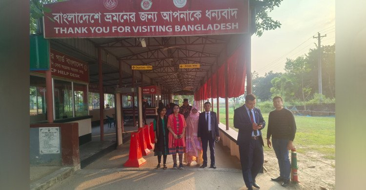 ‘স্যার’ সম্বোধন না করায় সাংবাদিকের উপর ক্ষুদ্ধ হলেন চুয়াডাঙ্গার চিফ জুডিশিয়াল ম্যাজিস্ট্রেট